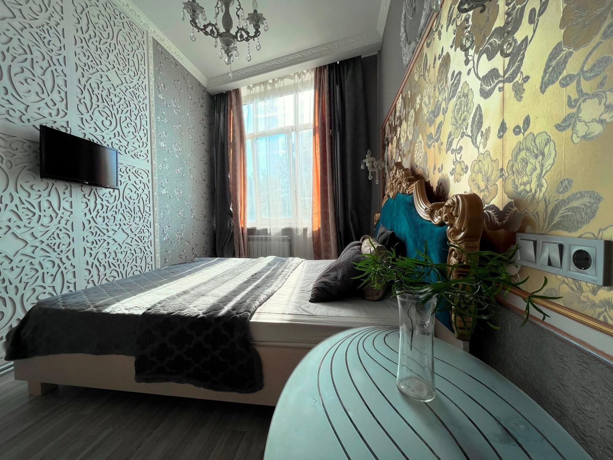 на пляже отрада, французский бульвар просторный 2 комн Luxury , центр жк париж 公寓 敖德萨